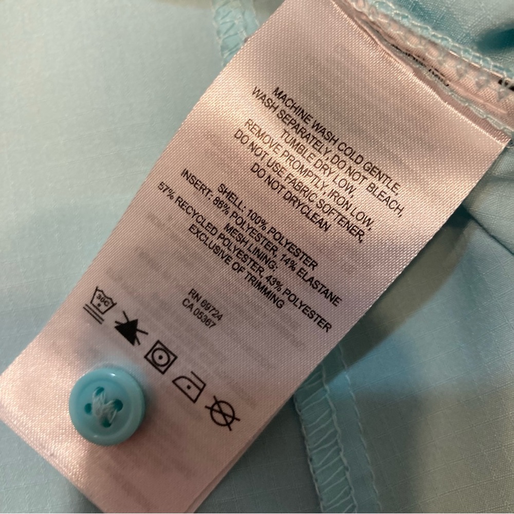 ✨ Columbia Sleeveless Button-Up Top – Lightweight & Adventure Ready 💙🌿✨ - Picture 10 of 16